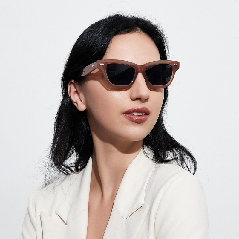 Hot selling items Glasses 95168 Square Tortoise Shell Rivet Small Frame Funny Sunglasses for Men and Women_voghion.com
