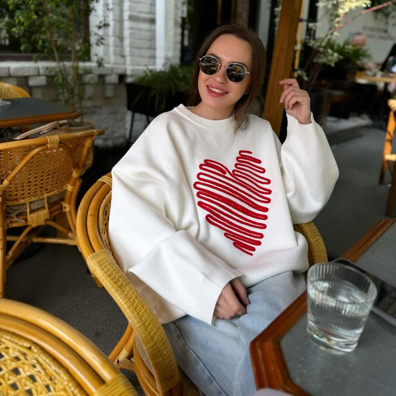 Damenbekleidung 2024 Herbst Liebe Pullover Damen Tops Nischentemperament faulen Stil Temperament heiße Mädchen_voghion.com