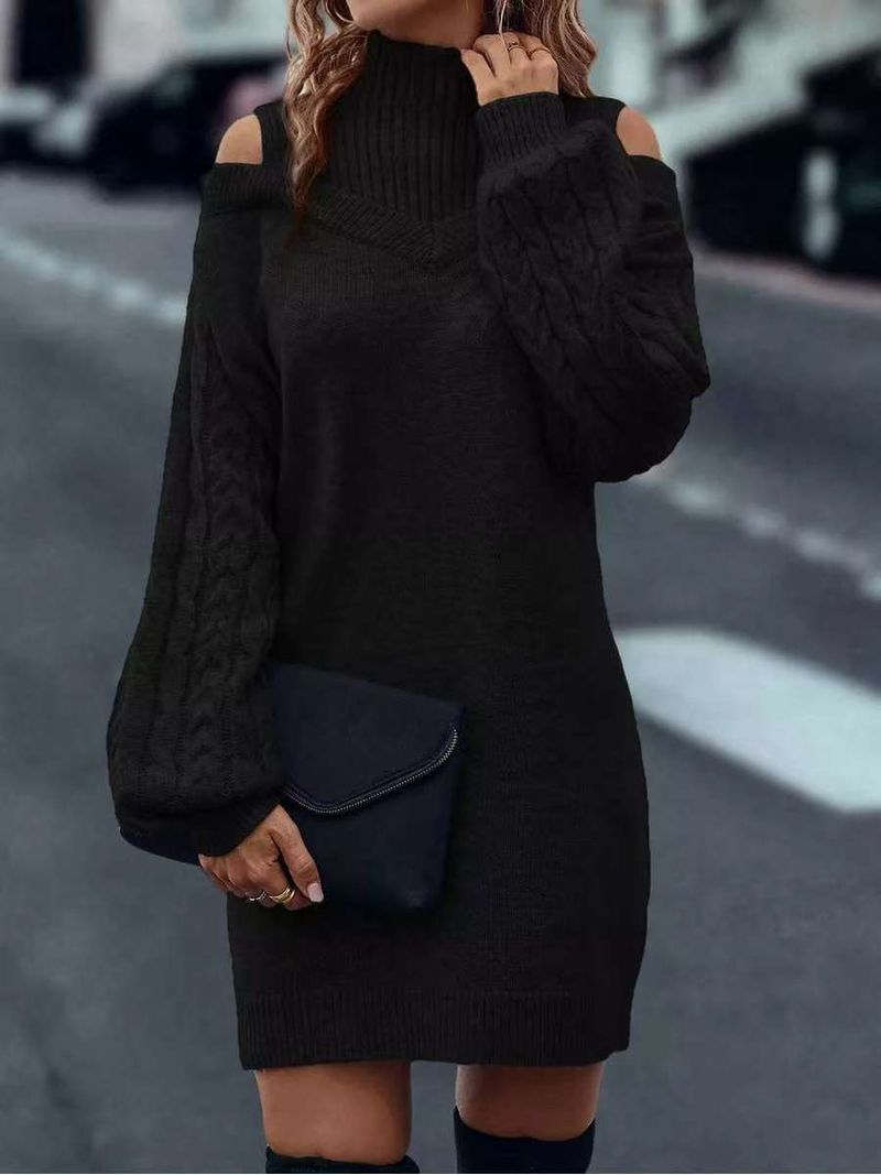 Oversize-Pulloverkleid aus grobem Strick – Halbrollkragenkleid mit Schulterdetail und langen Ärmeln_voghion.com