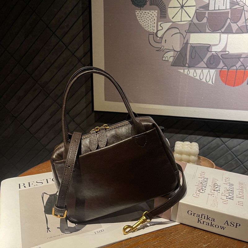 Borsa a mano da donna in pelle conciata al vegetale, borsa quadrata Boston in pelle di vacchetta in stile francese, piccola taglia 2024, nuova tracolla singola_voghion.com
