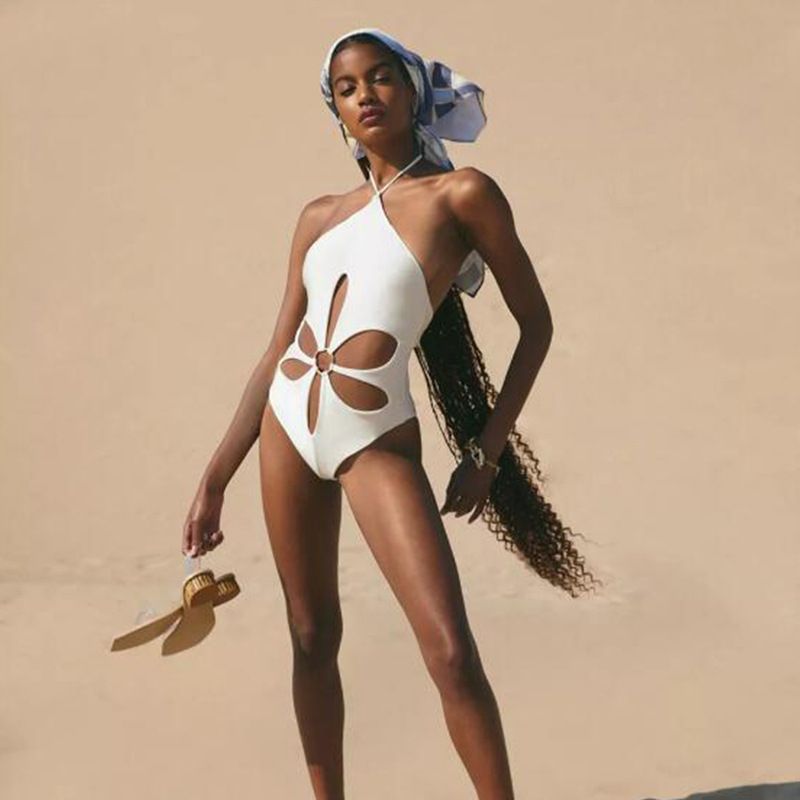 Sexy Solid Color Hollow One Piece Swimsuit For Women Halter Neck Strapless Backless Tight Slimming Solid Color_voghion.com