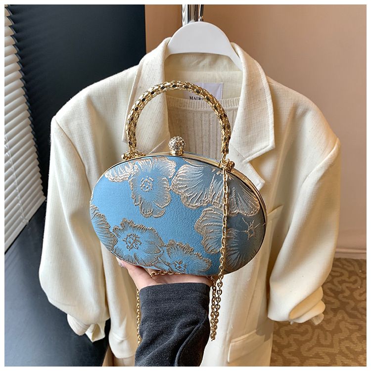 Herzförmige für Frauen 2025 Neue Modekette Bestickte Abend-Mini-Umhängetasche Vielseitige Cheongsam-Handtasche_voghion.com