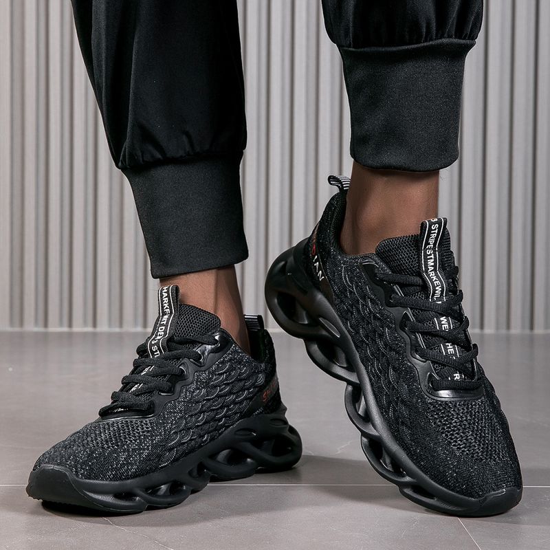 Hot Fried Dough Twists soled sports fish scale flying woven running shoes, men's high-quality Jinjiang shoes_voghion.com