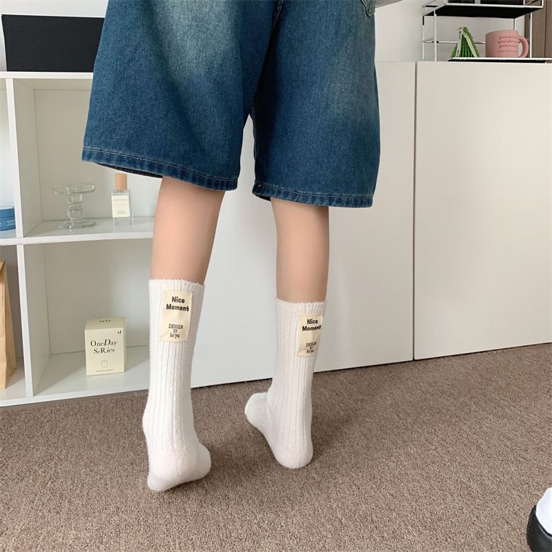 Women's & Men's High Socks Soft Wool Blend Knit Crew Socks For Winter Comfort, Warm & Breathable, Unisex Casual Slouch Socks With Textured Design_voghion.com