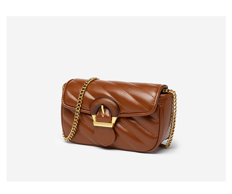 2023 Nuova borsa a tracolla di lusso leggera di piccola fragranza alla moda Borsa piccola piccola con design a catena con filo da ricamo di nicchia_voghion.com