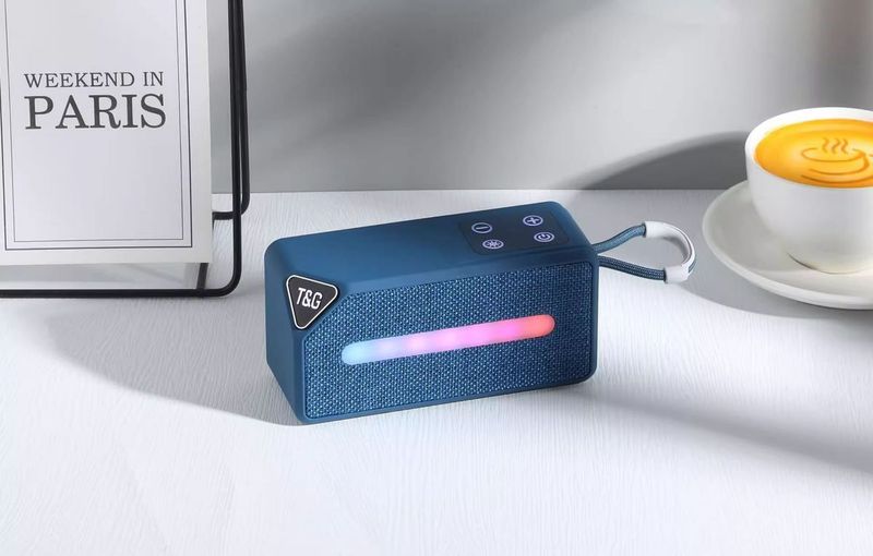 Wireless Bluetooth Speaker With Colorful Lights, Card Slot, USB Drive, Super Bass, Mini Outdoor Portable Speaker, FM_voghion.com