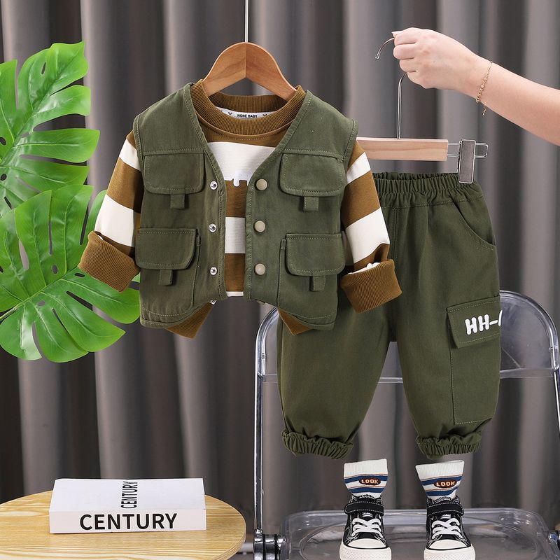 Nuovo gilet maschile 2025 per la primavera e l'autunno, bella felpa con cappuccio a righe per bambini, set autunnale da 3 pezzi per neonati_voghion.com