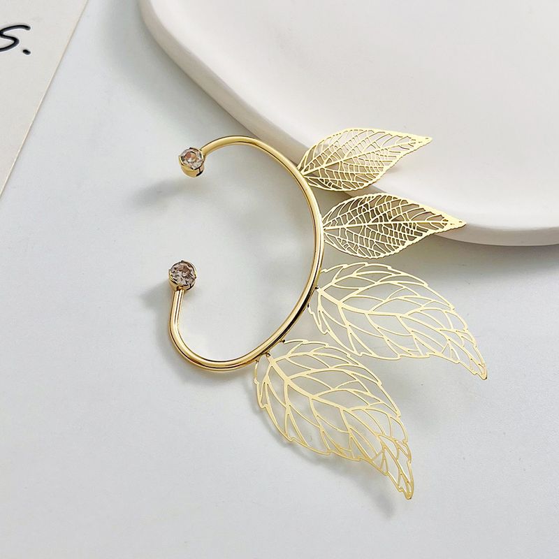 Minimalistische Mode funkelnde hohle Blattmanschetten, trendige Ohrclips ohne Piercing, Ohrringe, Zubehör_voghion.com