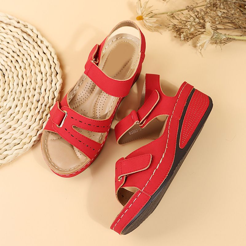 Nuovi sandali stile romano con bocca di pesce grandi casual 2024 Capispalla da donna in velcro Shake Line Shoes_voghion.com