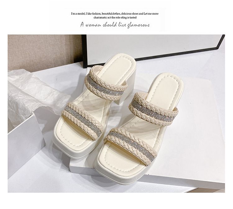 Water Diamond Flat Top Large High Heels 2025 Spring New One Word Open Toe Comfortable Sandals_voghion.com