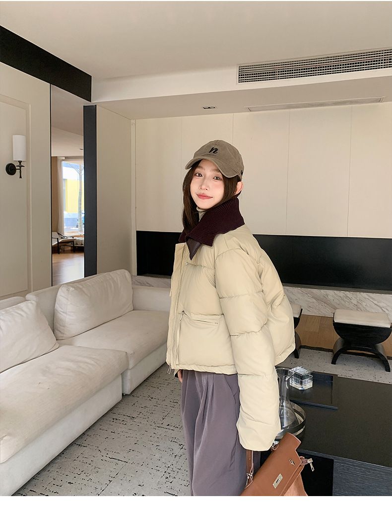 2024 European Knitted Short Down Jacket Women's Winter Fashion Splicing Doll Collar Cotton Coat Trend_voghion.com