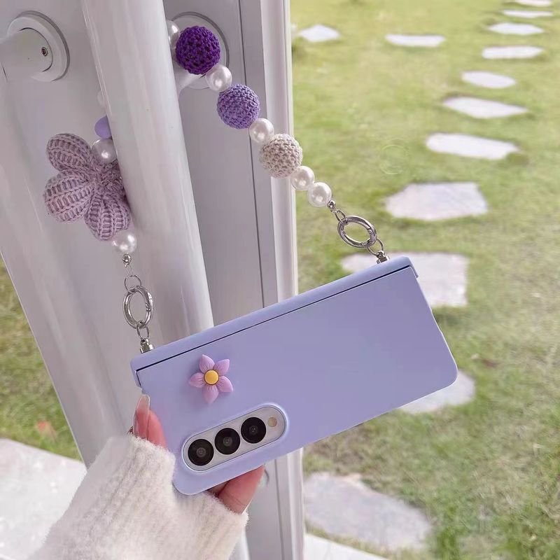 For Samsung Galaxy Z Fold 6 Korea Cute Knitted Flower Wrist Bracelet Shockproof Pearl Chain Phone Case Cover_voghion.com