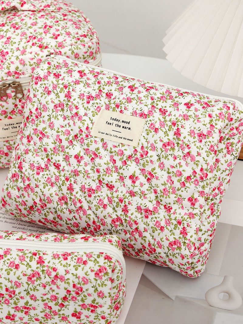Ins Style Frische und süße Blumen-Make-up-Tasche, süße Kulturtasche für Studenten mit großer Kapazität, tragbare Aufbewahrungstasche für die Hautpflege_voghion.com