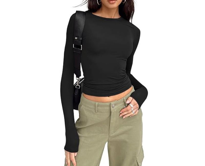 Einfarbiges Langarm-Basishemd aus Milchseide mit Rundhalsausschnitt_voghion.com