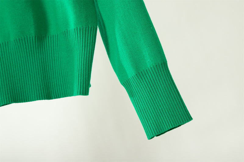 Vêtements pour femmes Mode féminine avec pull ample et chaud à demi-col roulé_voghion.com