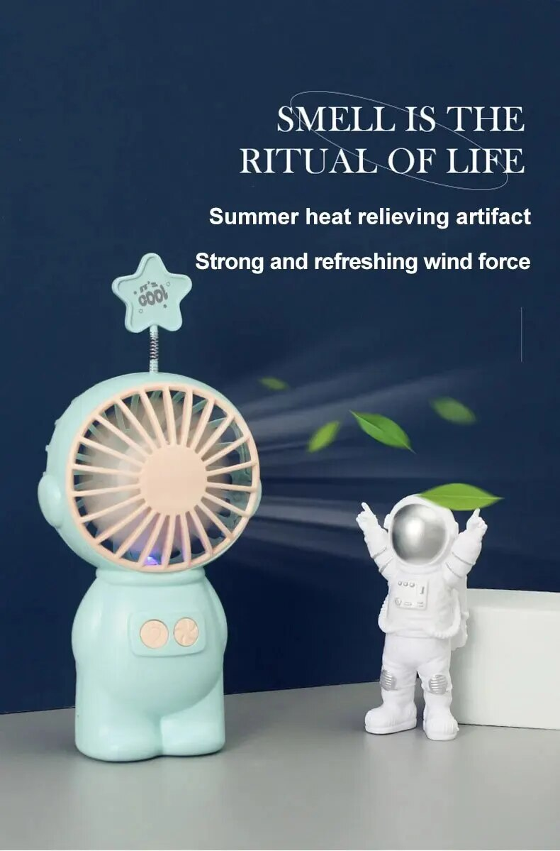 1pc Creative Astronaut Mini Fan Portable Handheld Fan Handheld Mini Portable USB Charging Handheld Mini Fan_voghion.com
