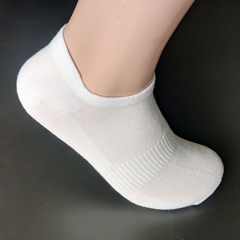 Dünne Sommersocken für Herren aus Mesh, Sportsocken mit Ohrenklappen, Baumwollsocken in Schwarz und Weiß, einfarbig, Herren-Bootssocken, atmungsaktiv, Herrensocken Neu_voghion.com