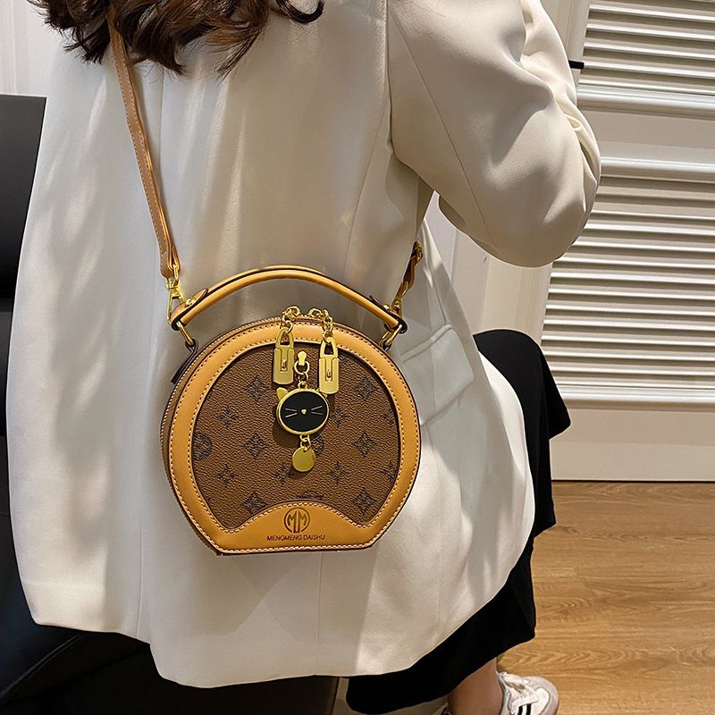 Borsa a tracolla rotonda, versatile e di alta qualità, da donna, modello 2024_voghion.com