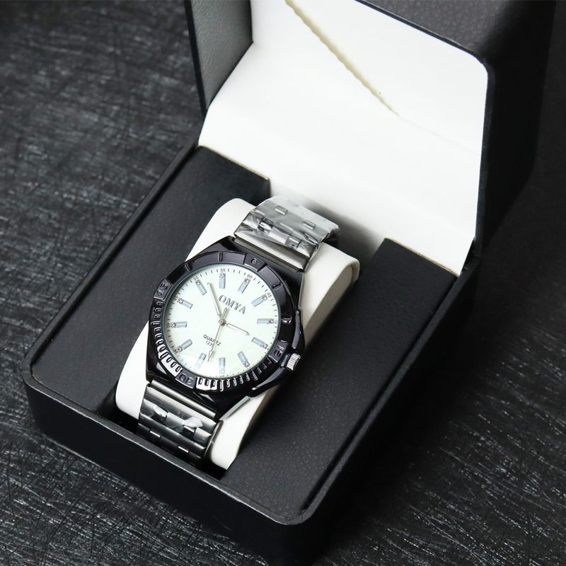 Men's Watch Box Steel Belt Waterproof Quartz Watch Men Set_voghion.com