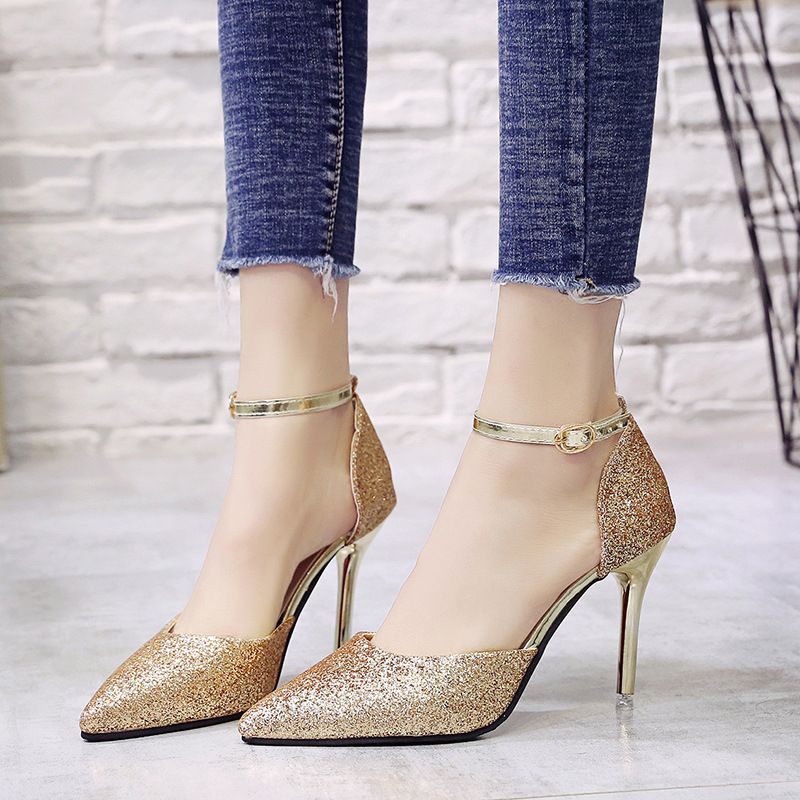 Scarpe col tacco alto cave con paillettes argento da donna, stiletto con fibbia a una parola con tacco a punta a forma di gatto, scarpe singole, abito da sposa, nuove scarpe da damigella d'onore_voghion.com