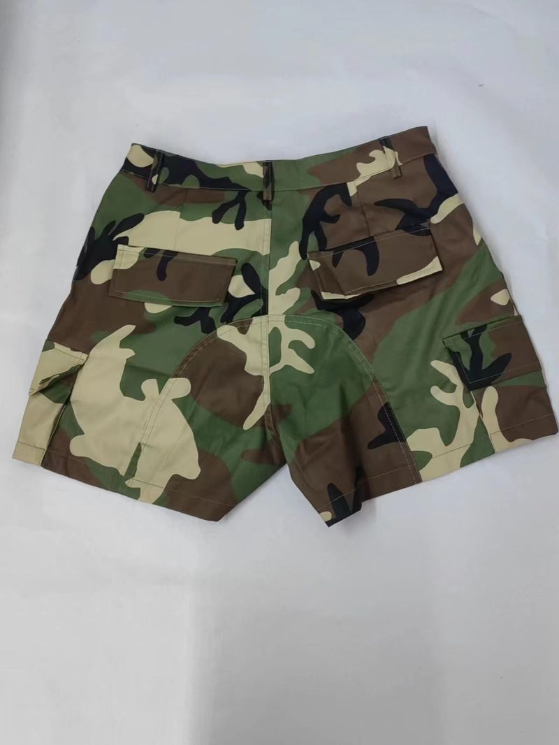 Vêtements pour femmes, short de travail à imprimé camouflage avec poches plaquées et coutures_voghion.com