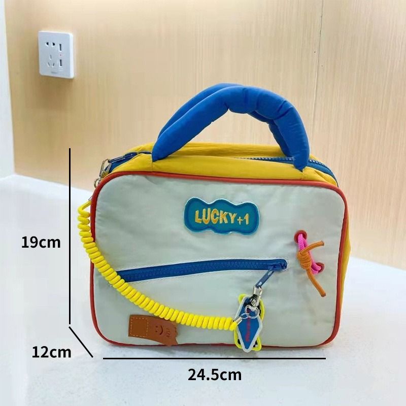 Make-up-Tasche in Blockfarben – Kosmetik-Organizer mit großem Fassungsvermögen (Reise-Kulturtasche, wasserabweisend, mehrere Taschen, süß und stylisch, Pink/Blau/Violett)_voghion.com