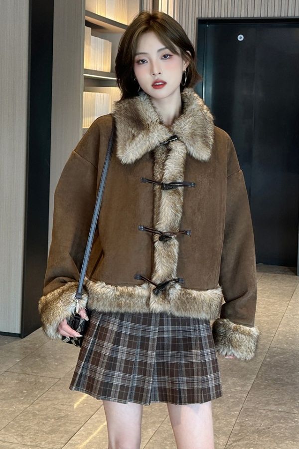 2024 Shearling Pelzmantel für Frauen Herbst Winter Melad Spleißen Lose Hornknopf Umlegekragen Jacke_voghion.com