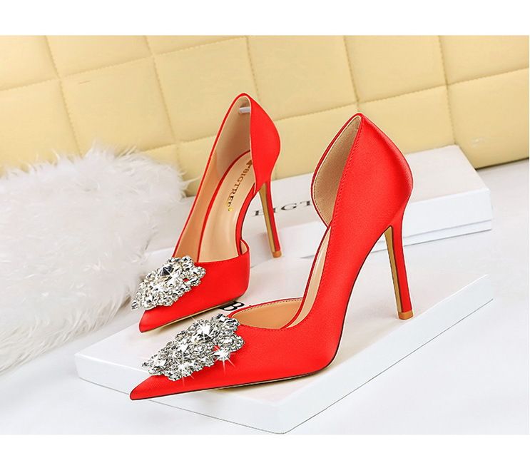 3165-K11 Banquet Side Hollow Thin Shallow Mouth Pointed Silk Diamond Women's High Heel Single Shoes_voghion.com