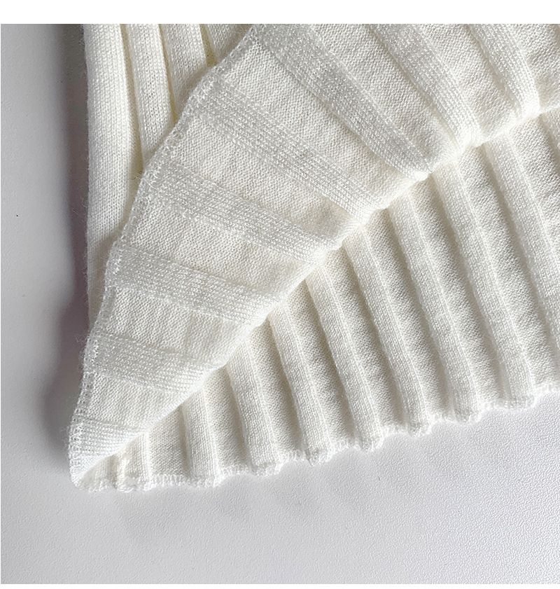 Savi Same Style Swedish Niche Style~ Deep V Slim Fit Ribbed 18 Gauge Wool Cashmere Base Knit Top_voghion.com