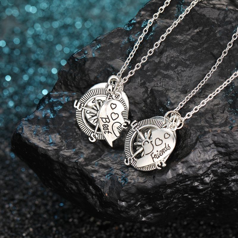 Combination Personalized Compass Heart Splicing English Engraving Mom And Daughter Two Piece Set Necklace_voghion.com