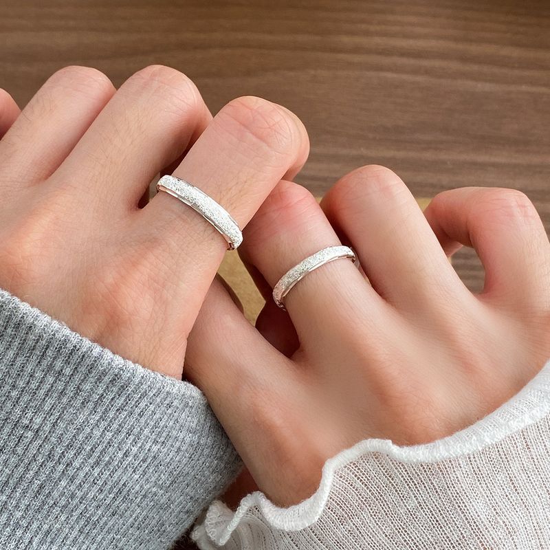 Anelli unisex di alta qualità, aperti e regolabili, in argento puro S999 opaco con cielo stellato, semplici e semplici, con fascia liscia e nicchia._voghion.com