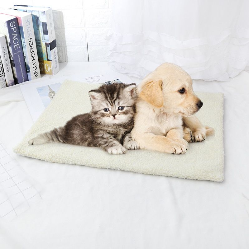 Forniture Letto caldo in lana di agnello Nido di cotone per animali domestici Tappetino autoriscaldante per gatti e cani Coperta_voghion.com