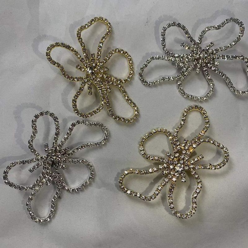 orecchini alla moda di vendita calda orecchini pendenti a forma di fiore grandi e irregolari con strass esagerati orecchini orecchino_voghion.com