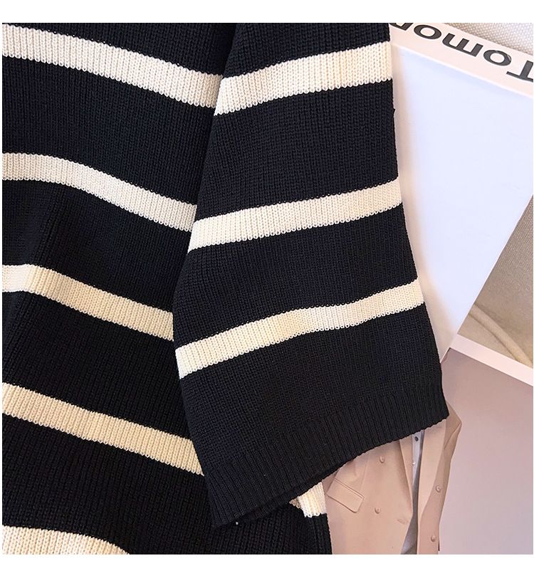 Plus Size Summer Viscose Knit Top For Women, Slimming Short Sleeve T-Shirt For Curvy Figures (2XL-7XL, Black/Beige)_voghion.com