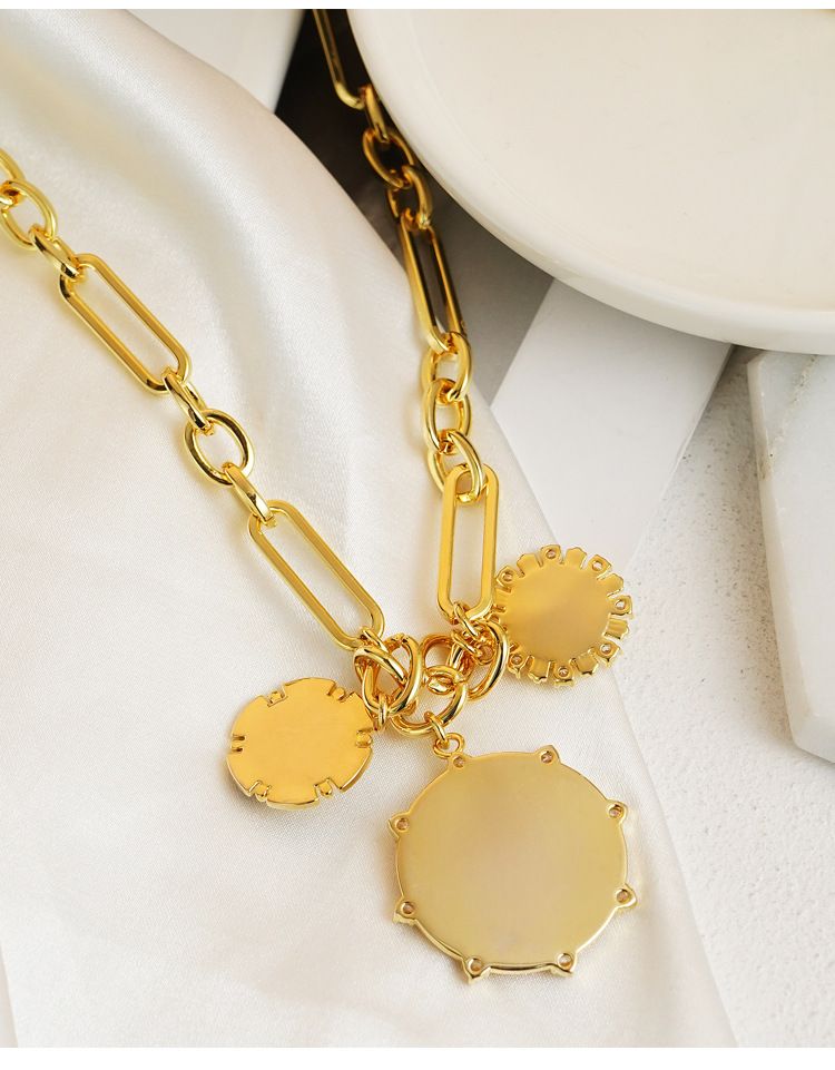 Collier de paysage solaire plaqué cuivre perle design de niche ins hip hop style froid collier de clavicule rouge net femme_voghion.com