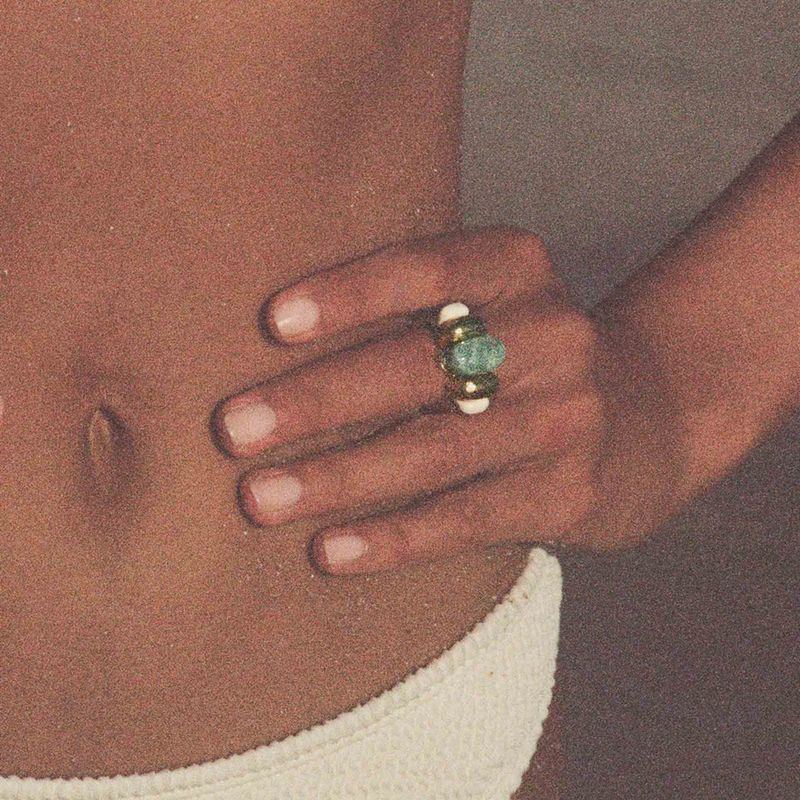 Damenschmuck, elegantes Set mit unregelmäßigen Amazonit-Ohrringen und -Ringen, geometrische Ohrringe im Vintage-Boho-Stil und stapelbare Ringe für Frauen_voghion.com