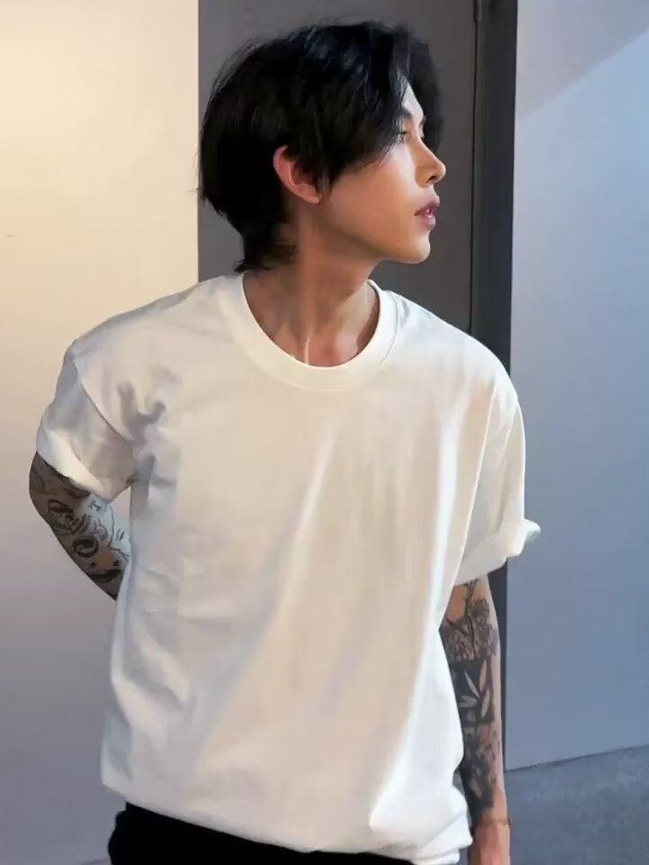 British Yuppie T-shirt Made Of Pure Cotton, Clean Fit, Small Neckline, Short Sleeved Men's Style, White Inner Bottom_voghion.com