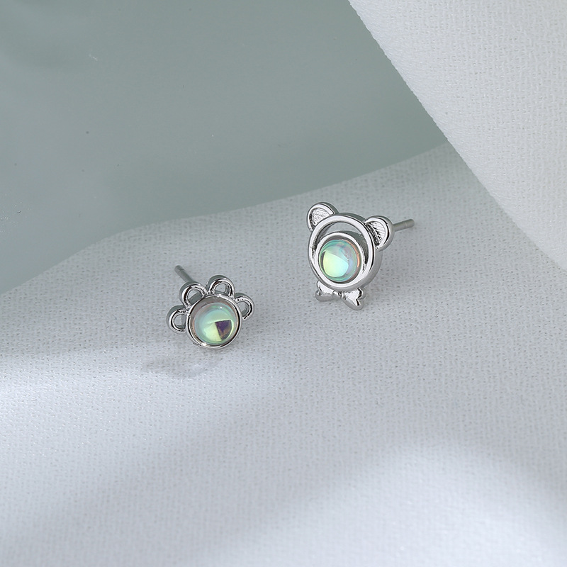 Sier Color VENUS Orecchini con orso irregolare in pietra di luna per le donne, regalo per ragazze, gioielli coreani con personalità dolce Dr_voghion.com