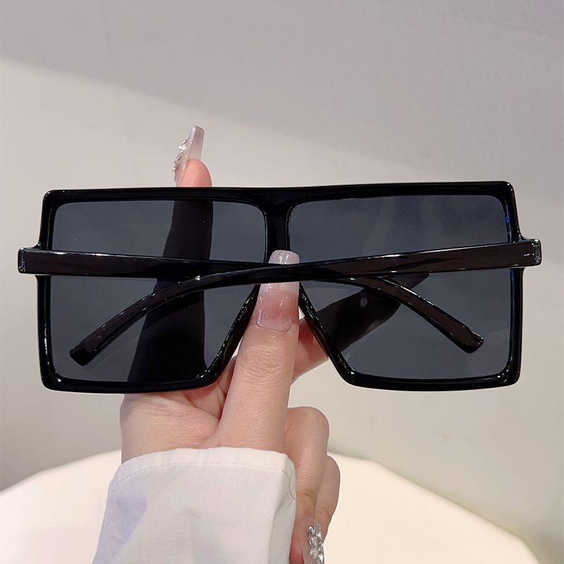 2025 Nuevas gafas de sol de tendencia Moda Casual Sombra Gafas de sol_voghion.com