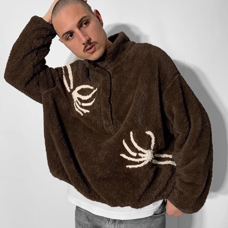 Unisex Fleece-Pullover-Hoodie mit Totenkopfstickerei und Knopfdetails – lockere Passform, witziges und stylisches Design (Braun, Himmelblau, Khaki)_voghion.com