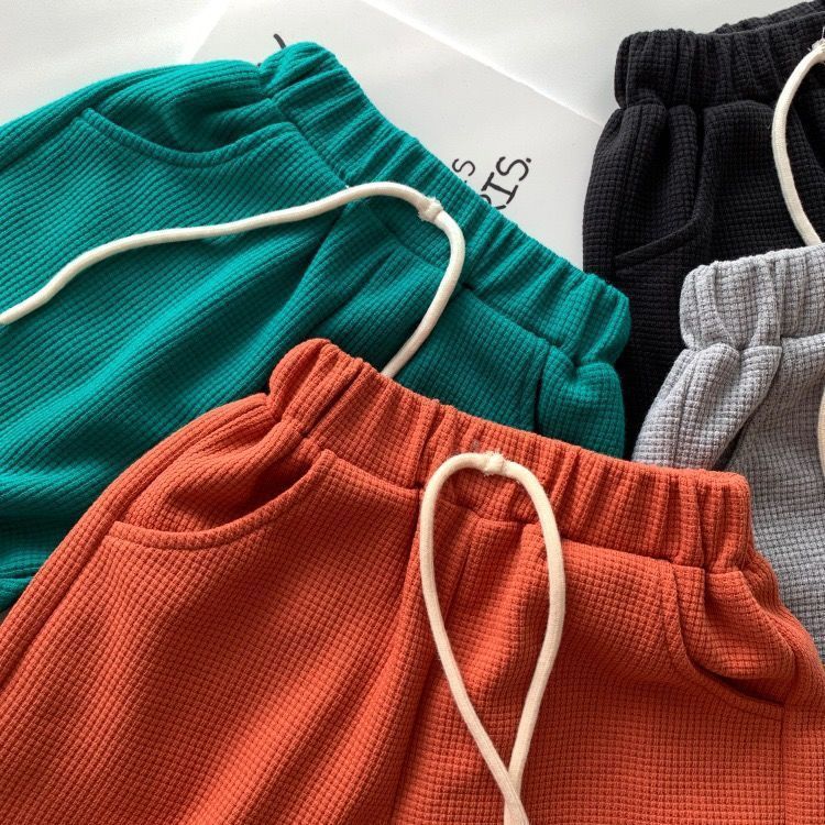 Mère et enfants 2024 été nouveaux garçons et filles couleur unie manches courtes + short t deux pièces bébé élégant costume de sport décontracté_voghion.com