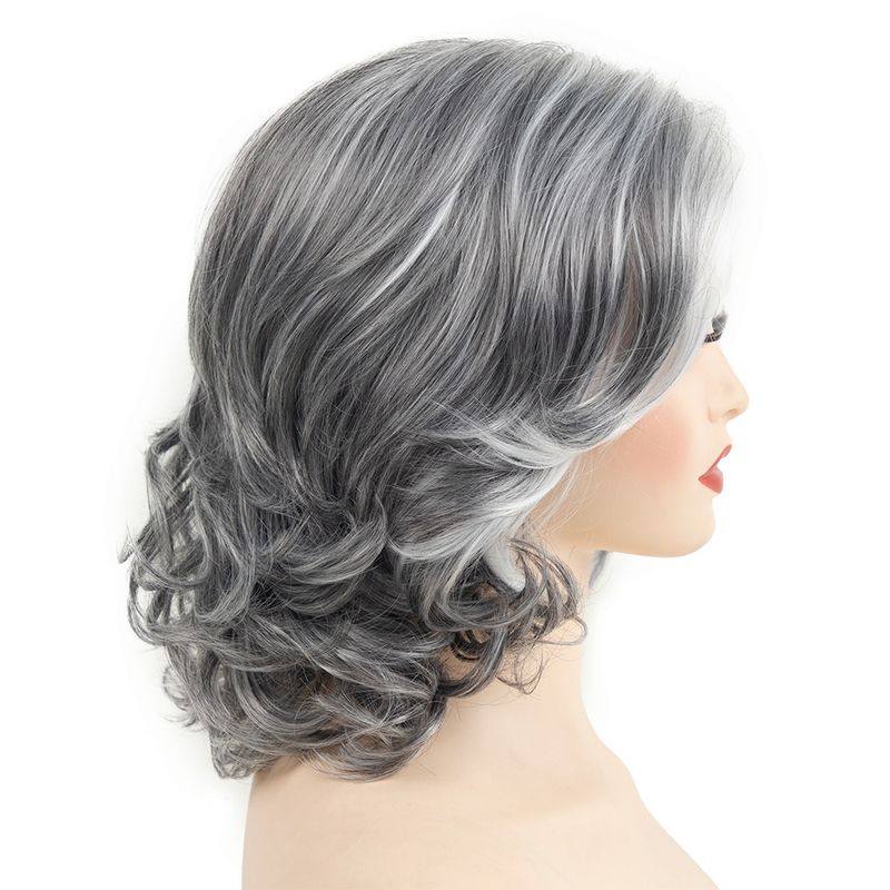 Peluca sintética con clip para mujer, color gris plateado, corta y rizada, con flequillo lateral, moderna y esponjosa, con red interior rosa._voghion.com