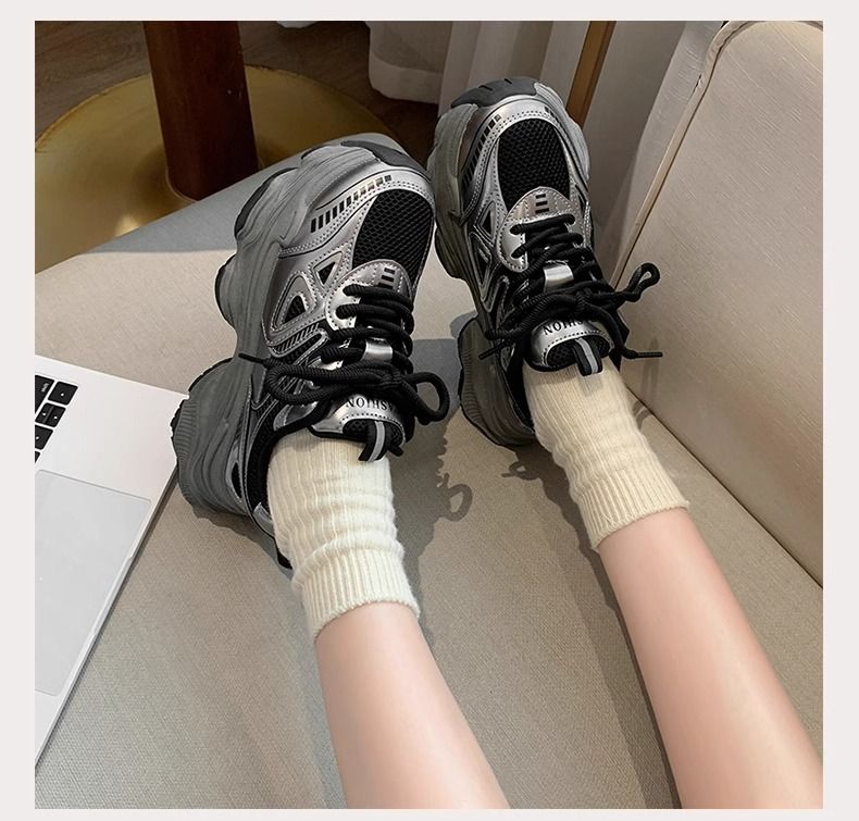 Dames fluwelen dikke sneakers, zwarte platform casual schoenen, dikke zool, hoogteverhogende sneakers voor wandelen en sporten_voghion.com