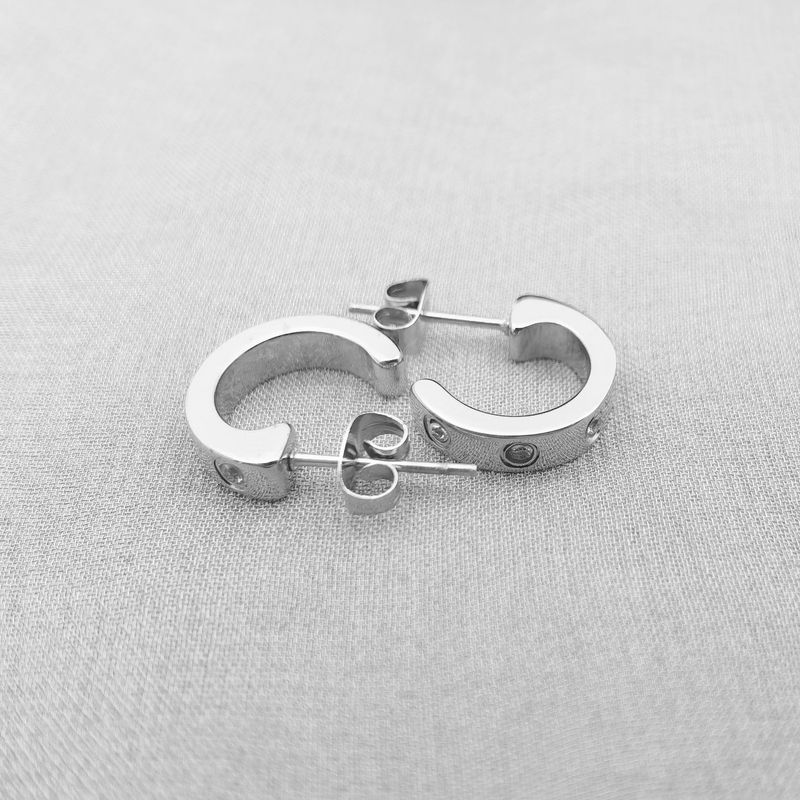 Classic LOVE Style C Shaped Gold Earrings Female_voghion.com