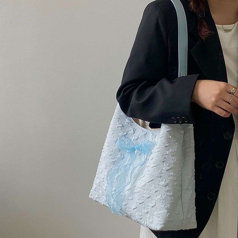 Grande capacità per il tempo libero con fiocco per le donne 2024 nuova borsa a tracolla di nicchia, borsa tote versatile per i pendolari_voghion.com
