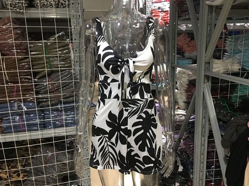 Suitable For All Seasons 2024 New Sexy Strap Chest Bow Tie Print Loose Jumpsuit Shorts_voghion.com