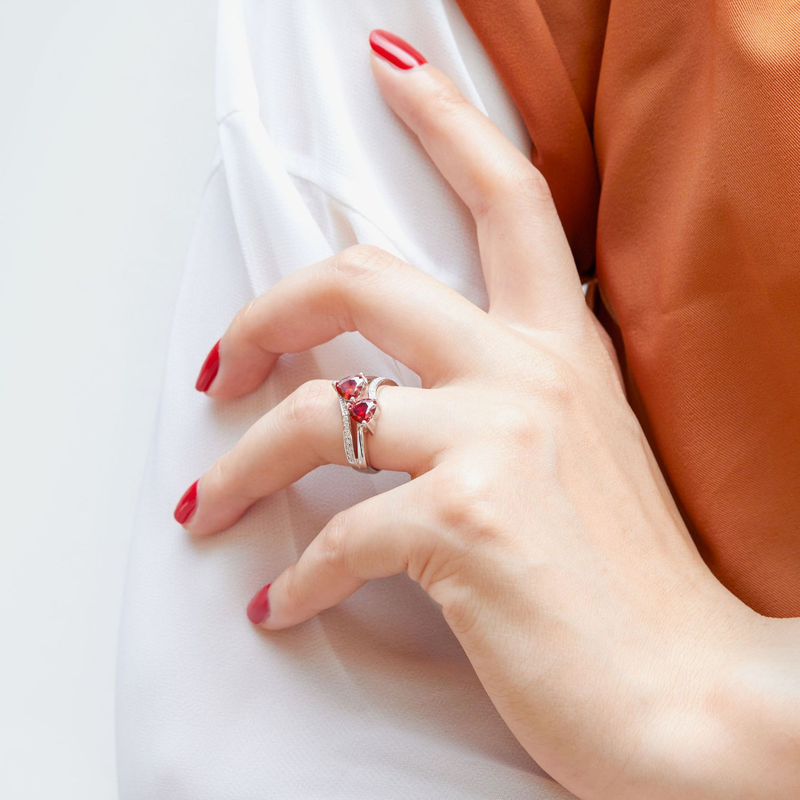 S925 Silber eingelegt sieben Farbe herzförmigen Zirkon farbigen Edelstein Ring weibliche rosa Diamant Ehering_voghion.com