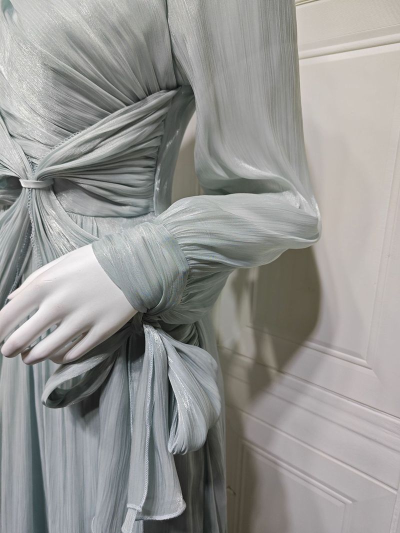 Long Skirt Robe Dress Women's Clothing Shiny Waist Dress_voghion.com