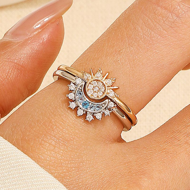 Novo conjunto de anéis de casal astrais empilháveis com diamantes e sol e lua simples azuis_voghion.com