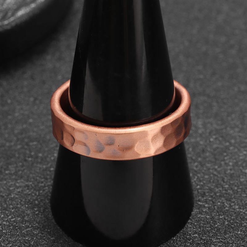 2025 Neuheiten Unregelmäßiger konkaver konvexer Kupferring zur Behandlung von Gelenkschmerzen, geeignet für Männer und Frauen, Schmuck zur Gewichtsabnahme_voghion.com